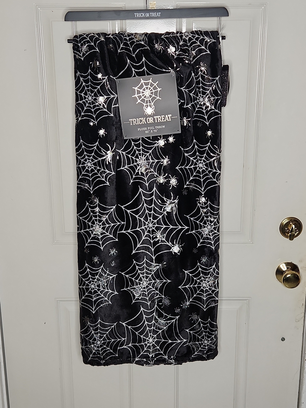 Halloween Black Plush Obersize Throw Blanket Silver Foil Spiderweb 60"×70"
